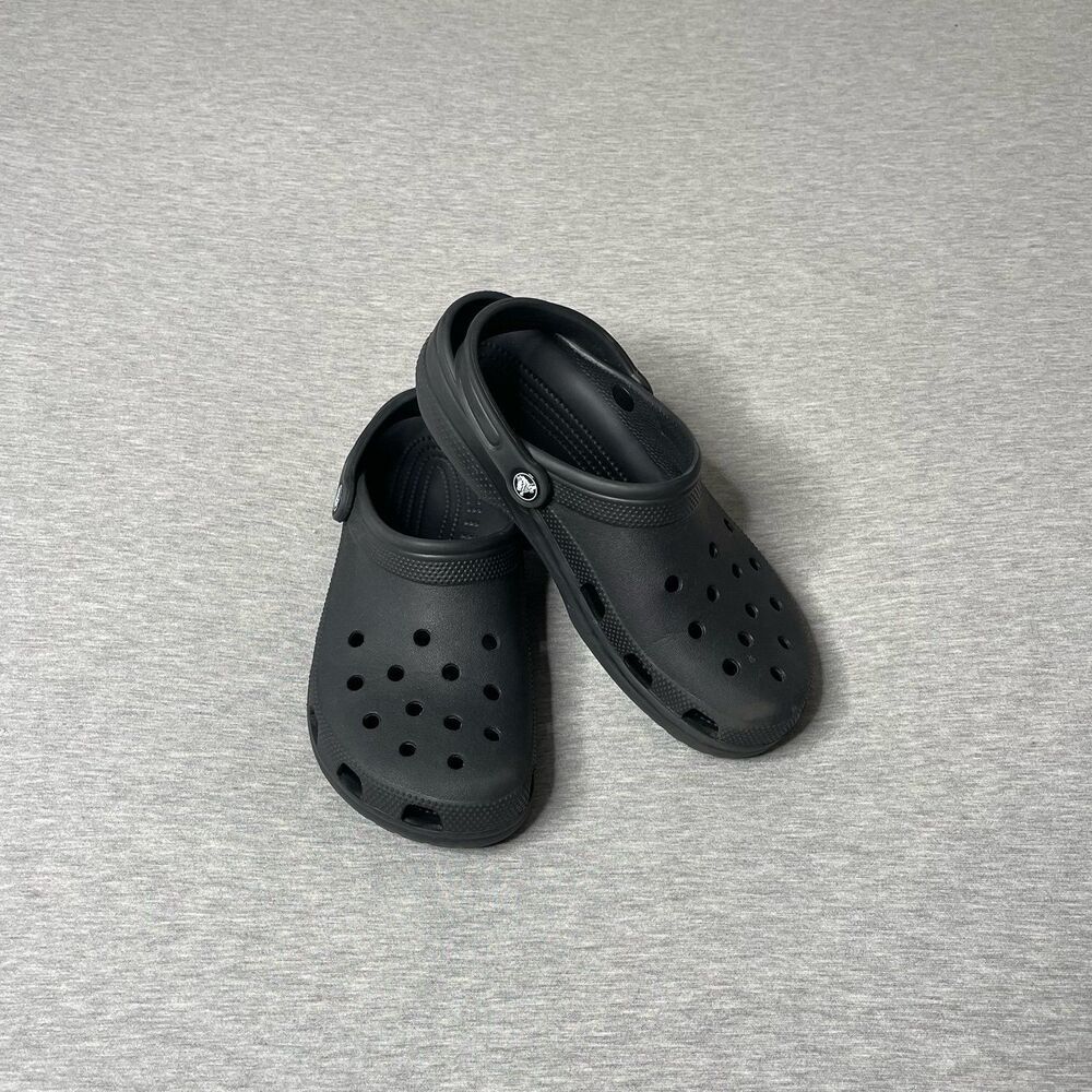 Crocs Women’s Black Classic Lightweight Slip-On Clog Shoes